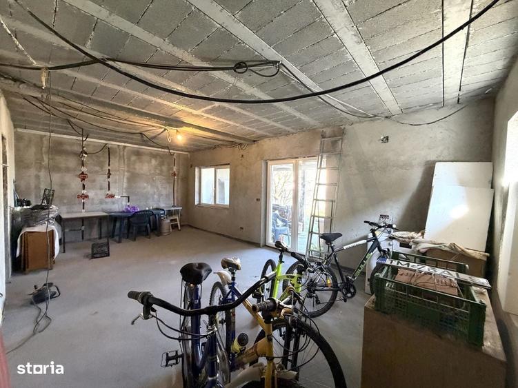 Casă cu 4 camere cu Teren 290 Mp în Central