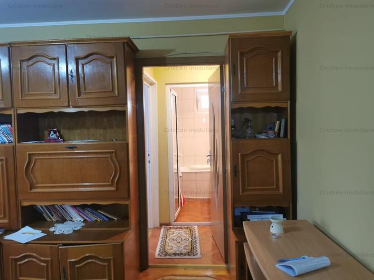 Apartament cu 2 camere semidecomandat în Obor