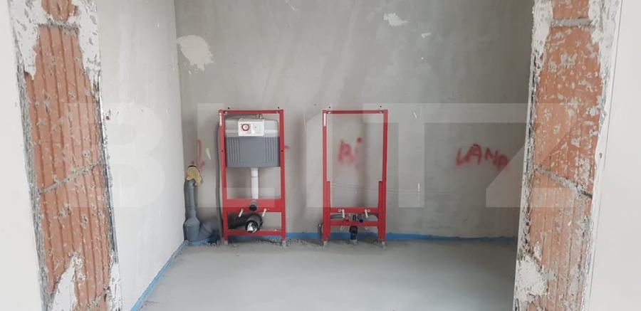 Casă individuală cu 5 camere cu Canalizare în Sânnicoară