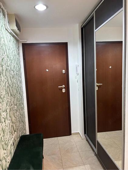 Apartament cu 2 camere semidecomandat în Colentina