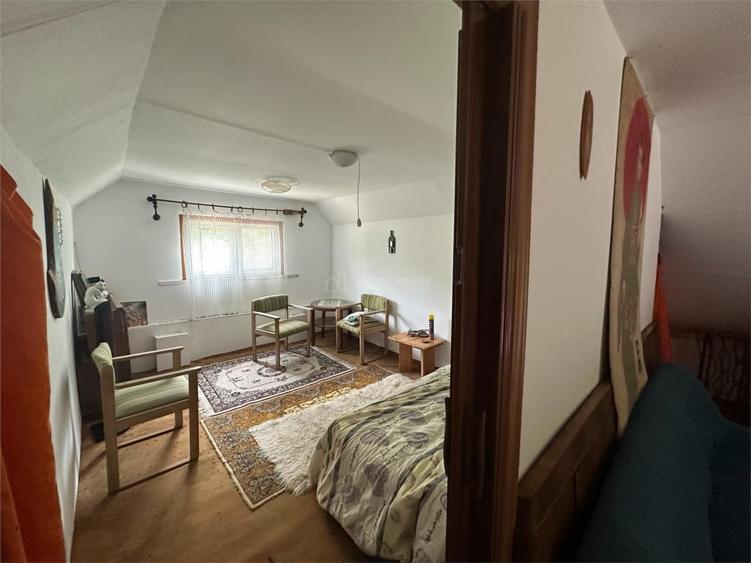 Casă cu 4 camere cu Teren 647 Mp în Central