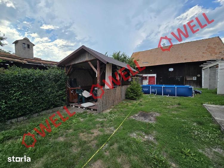 Casă cu 4 camere cu Teren 1102 Mp în Ozun