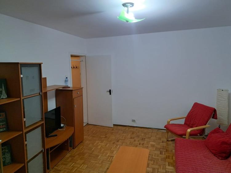 Apartament cu 2 camere decomandat în Unirii