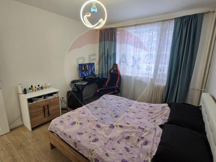 Apartament cu 2 camere semidecomandat, mobilat în Giulești