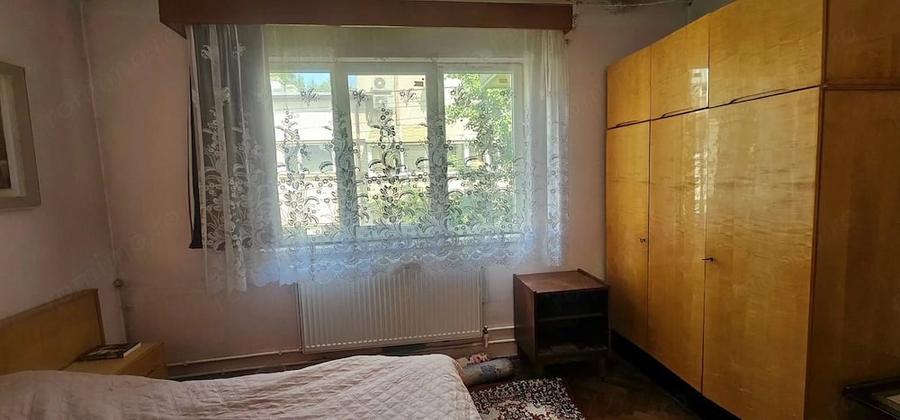Casă cu Teren 365 Mp în Central