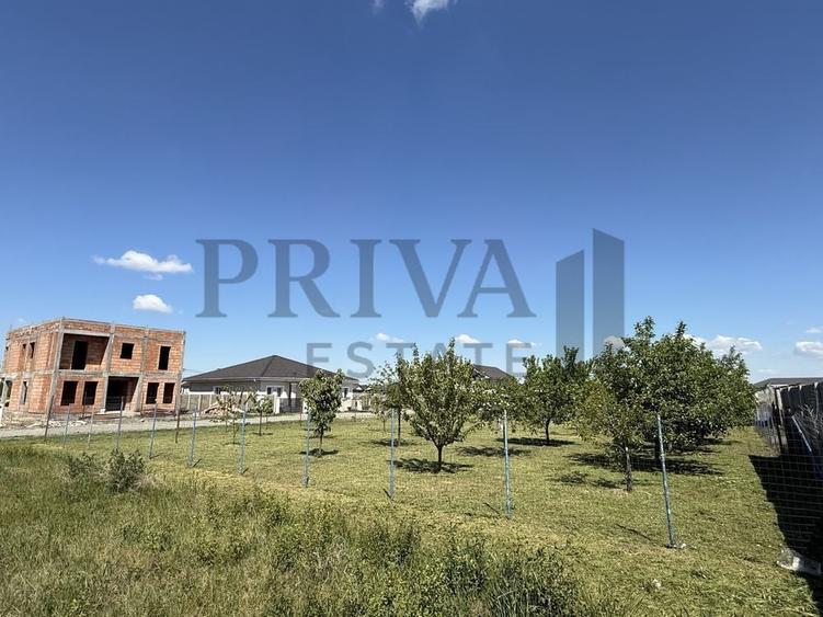 Teren Construcții intravilan de 673 mp, în Moșnița Veche