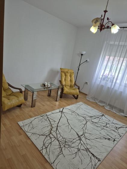 Casă cu 4 camere în Ghiroda