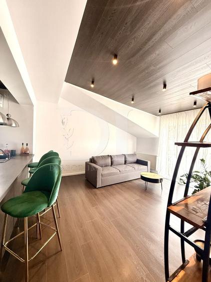 Apartament cu 2 camere semidecomandat, mobilat în Florești