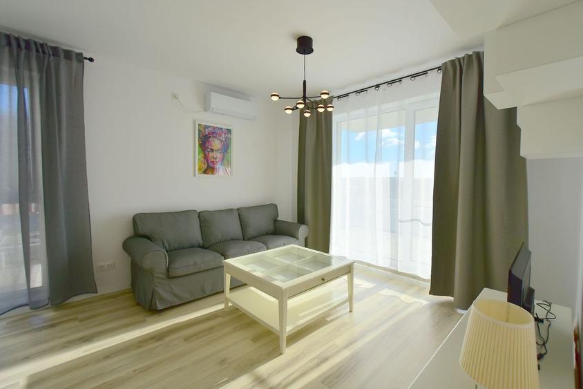 Apartament cu 2 camere semidecomandat, mobilat în Lipovei