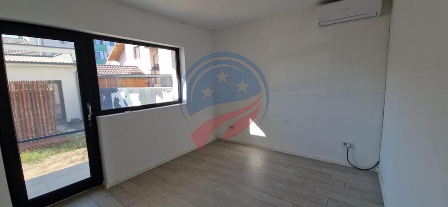 Casă individuală cu 5 camere cu Canalizare în Exterior Sud