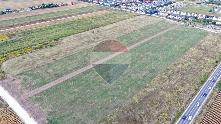 Teren Construcții intravilan de 600 mp, în Central