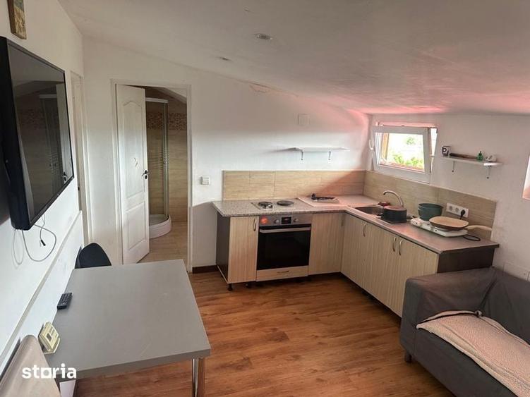 Apartament cu 3 camere în Recea