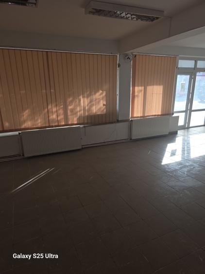 Spațiu comercial, de 85 mp, în Nicolae Bălcescu
