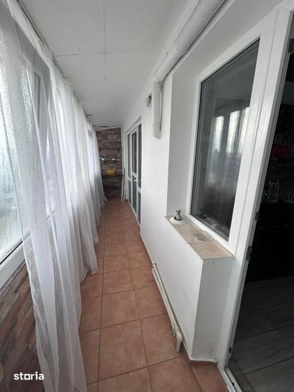 Apartament cu 3 camere decomandat, mobilat în Brăilița