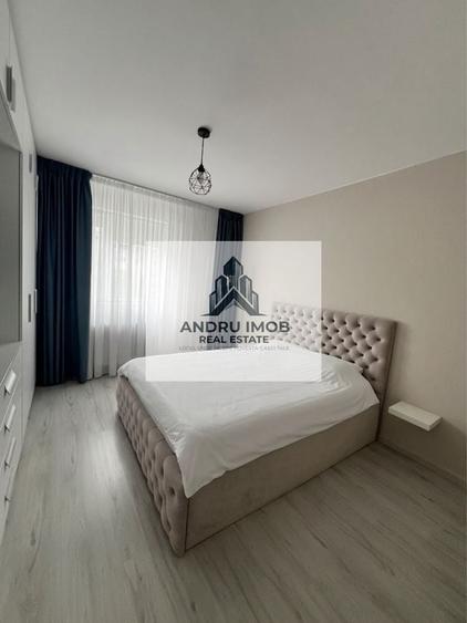 Apartament cu 2 camere decomandat, mobilat în Central