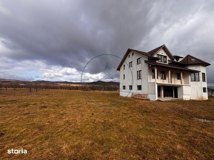 Casă cu 4 camere în Rusu Bârgăului