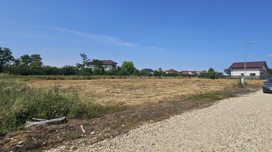 Teren Construcții intravilan de 600 mp, în Gulia