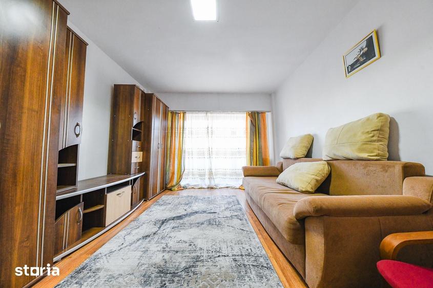 Apartament cu 2 camere decomandat în Central