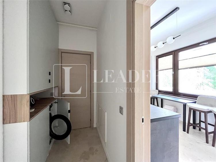 Apartament cu 3 camere decomandat, mobilat în Batistei