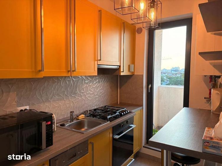 Apartament cu 2 camere semidecomandat, mobilat în Matei Voievod