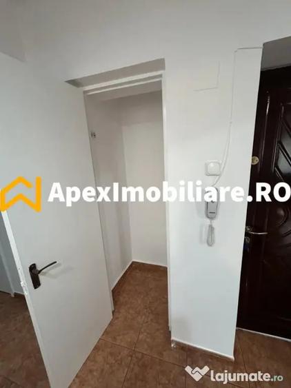 Apartament cu 3 camere decomandat în Bucur Obor