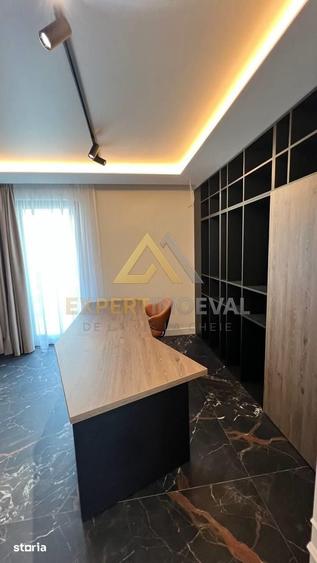 Apartament cu 3 camere în Traian