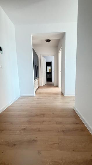 Apartament cu 3 camere decomandat în Theodor Pallady