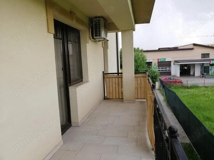 Apartament cu 2 camere decomandat în Dumbrăvița