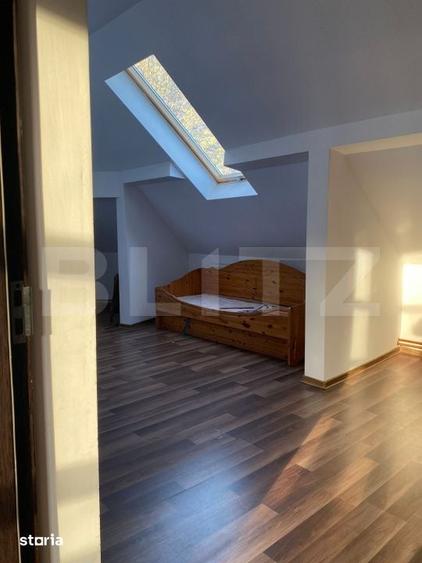 Casă cu 10 camere cu Teren 414 Mp în Cetate