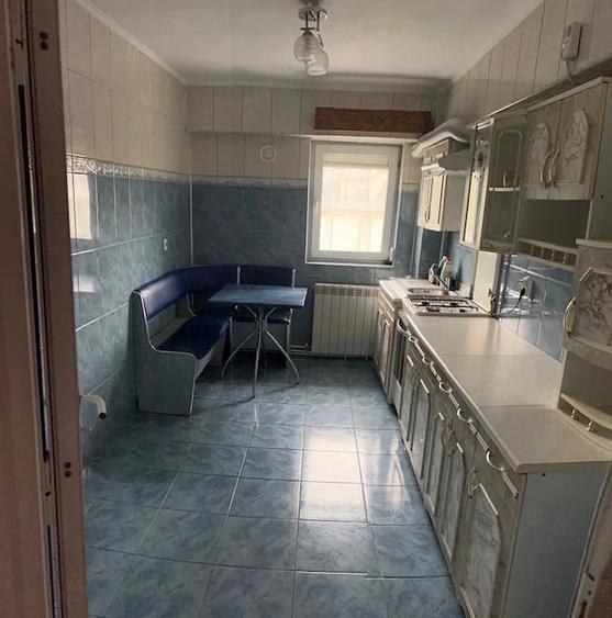 Apartament cu 2 camere decomandat în E3