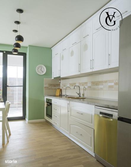 Apartament cu 4 camere semidecomandat în Pipera