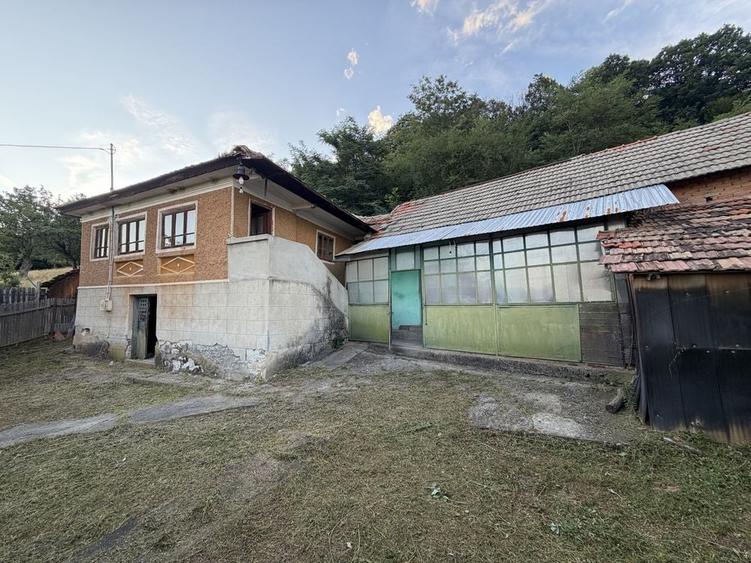 Spațiu comercial, în Stăncești