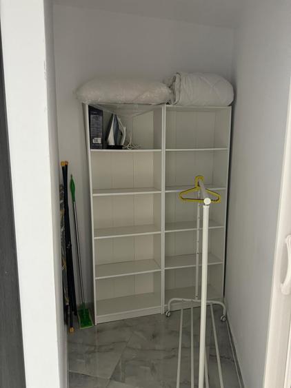 Apartament cu 3 camere decomandat în Tineretului