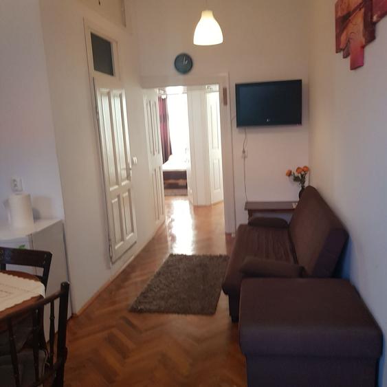 Apartament cu 2 camere semidecomandat în Lazaret
