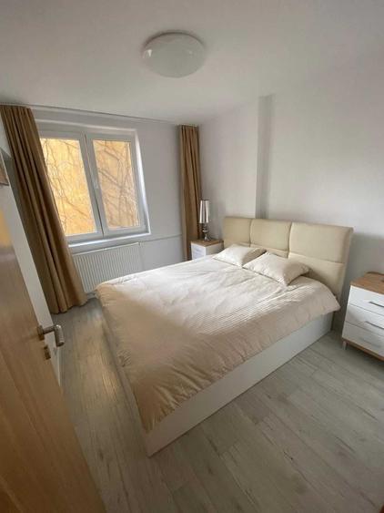 Apartament cu 2 camere semidecomandat în Ultracentral