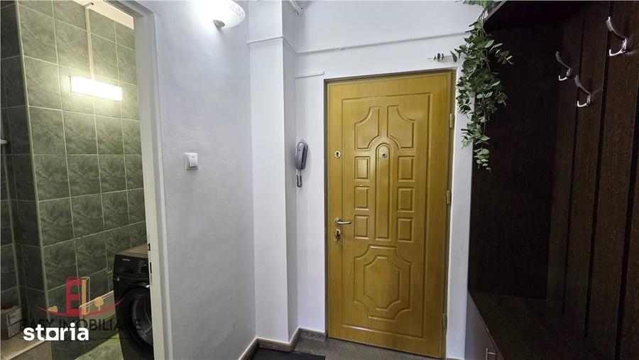 Apartament cu 3 camere decomandat în Unirii