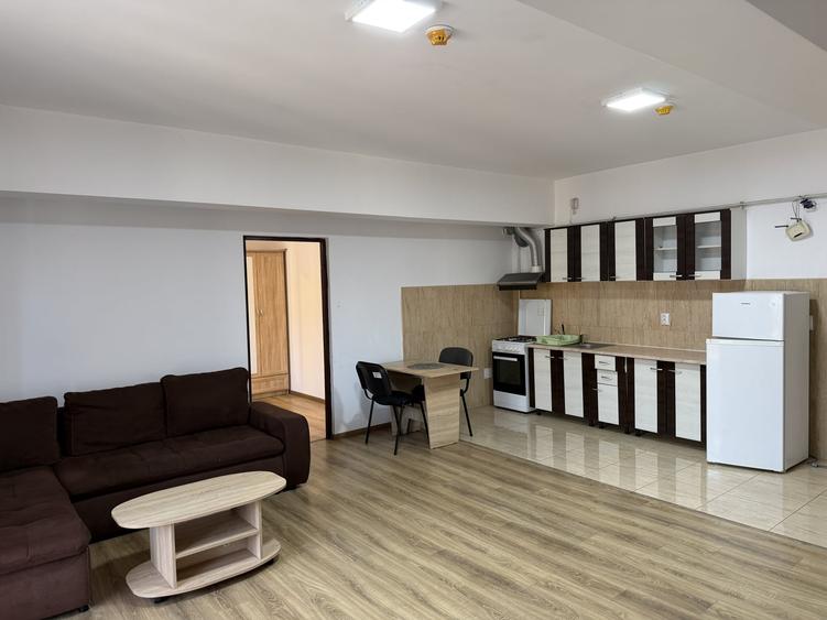 Apartament cu 2 camere semidecomandat în Vasile Aaron