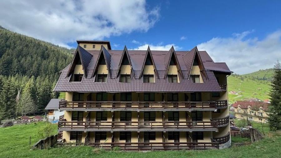 Hotel/Pensiune, de 6,000 mp, în Moieciu
