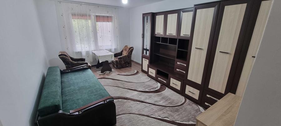 Apartament cu 2 camere decomandat în Tudor