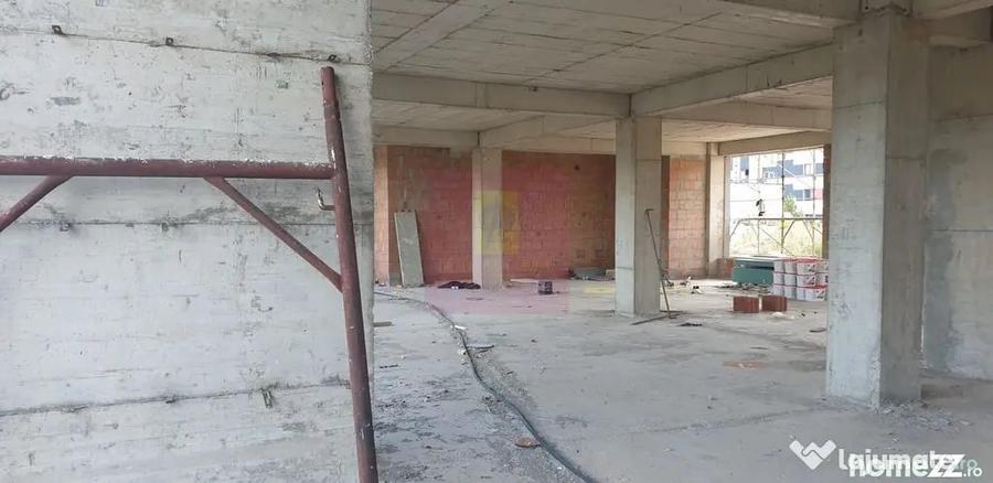 Spațiu comercial, de 330 mp, în Chiajna