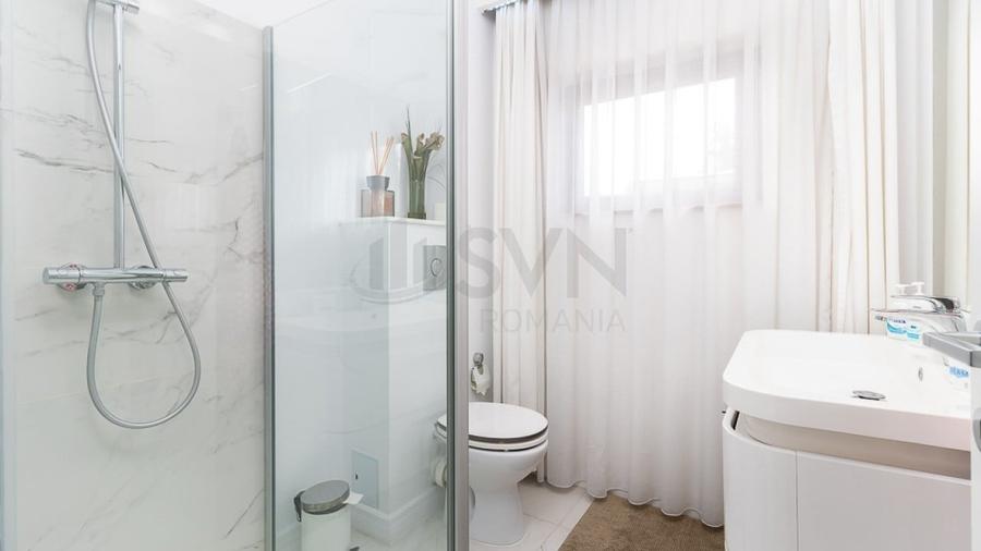 Casă individuală cu 6 camere cu Canalizare în Corbeanca