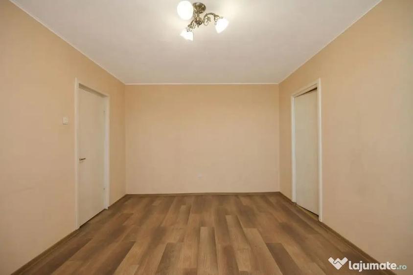 Apartament cu 2 camere semidecomandat în Teilor