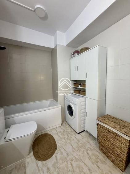 Apartament cu 2 camere semidecomandat în Mărăști