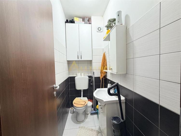 Apartament cu 3 camere decomandat în Apărătorii Patriei