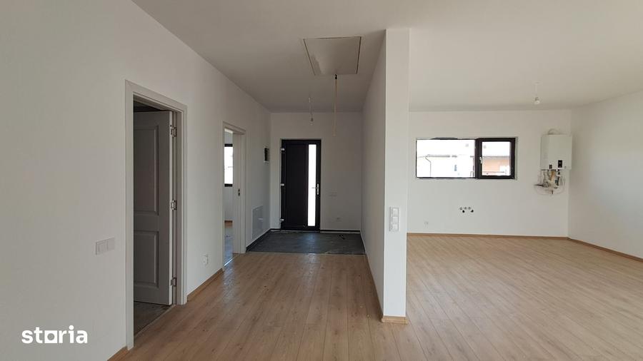 Casă cu 3 camere cu Teren 484 Mp în Prejmer