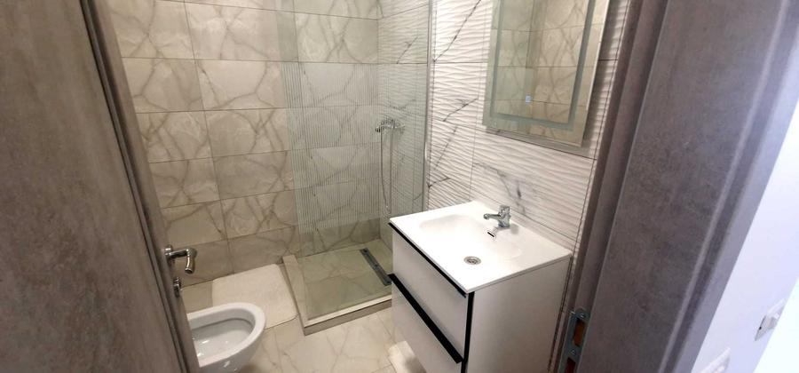 Inchiriez garsoniera in bloc nou, str Rezervelor 60 BIS - 1