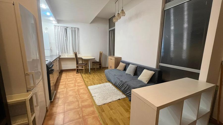 Apartament cu 2 camere semidecomandat în Andrei Mureșanu