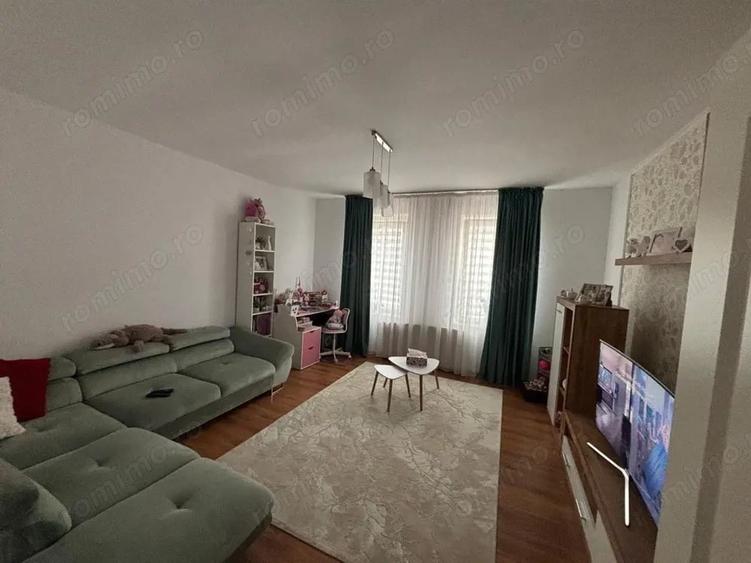 Casă cu 2 camere cu Teren 800 Mp în Fratelia