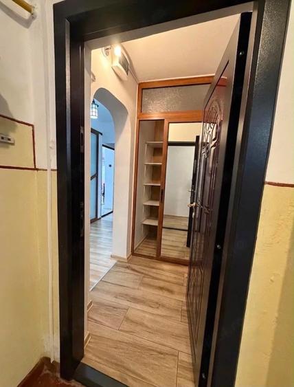 Apartament cu 2 camere decomandat în Obor