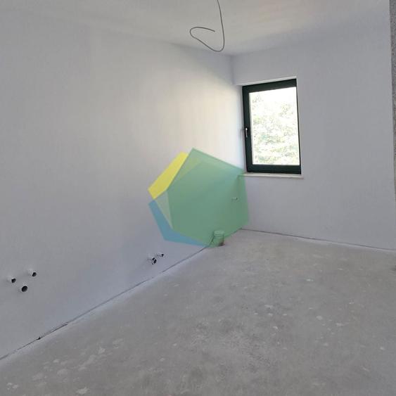 Casă individuală cu 6 camere cu Canalizare în Corbeanca